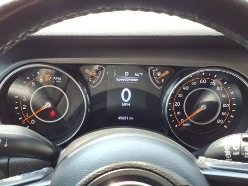 Used 2022 Jeep Wrangler Sport AWD/4WD image 21