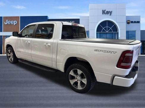 Used 2023 RAM 1500 Laramie AWD/4WD image 4