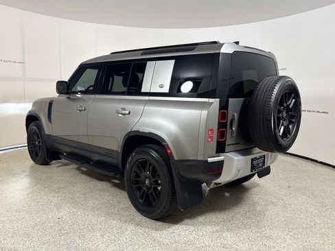 Used 2023 Land Rover Defender 110 S AWD/4WD image 3