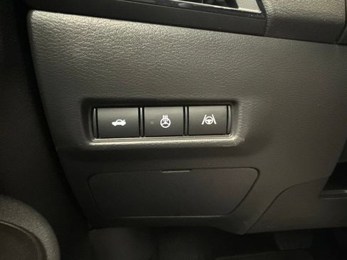 New 2026 Nissan Sentra SR w/ SR Premium Package FWD image 19