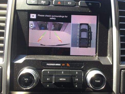 Used 2019 Ford F150 Platinum w/ Technology Package AWD/4WD image 17