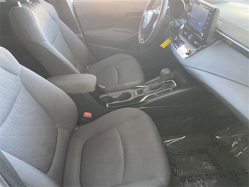 Certified 2022 Toyota Corolla LE FWD image 30
