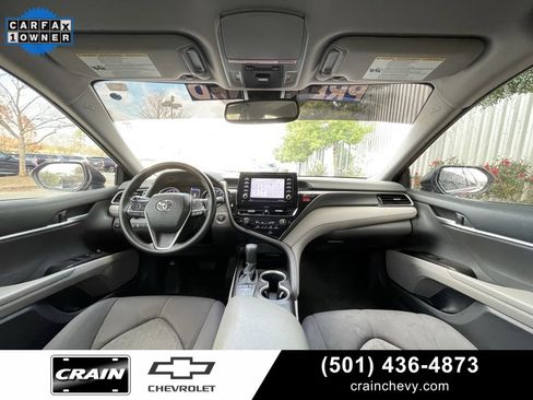 Used 2023 Toyota Camry LE image 27