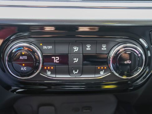 New 2026 Chevrolet Trax LT FWD image 18