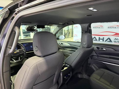 Used 2026 Chevrolet Traverse LT image 36
