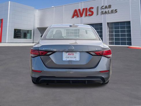 Used 2024 Nissan Sentra SV image 7