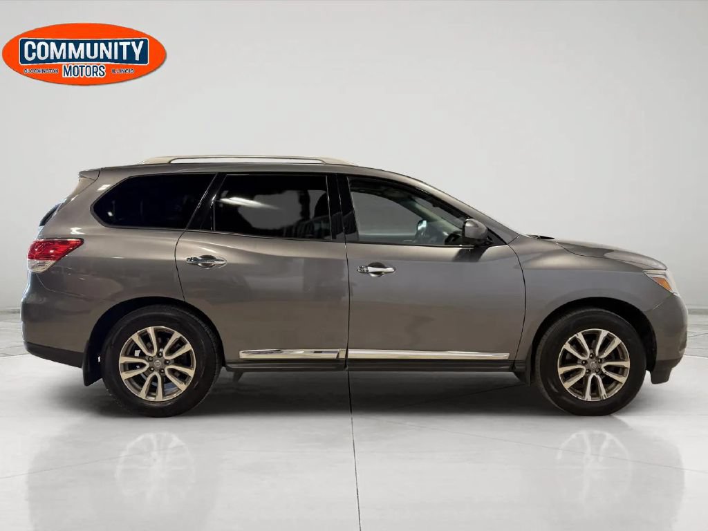 Used 2016 Nissan Pathfinder SL w/ SL Premium Package AWD/4WD image 9