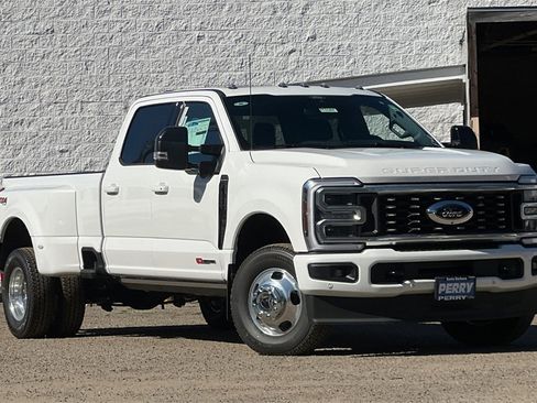 New 2026 Ford F350 Platinum image 2