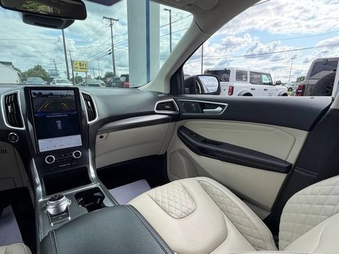 Used 2023 Ford Edge Titanium w/ Cargo Accessory Package AWD/4WD image 34