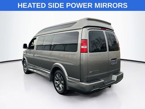 Used 2022 Chevrolet Express 2500 w/ Enhanced Convenience Package image 7