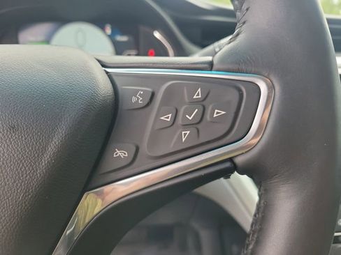 Used 2017 Chevrolet Bolt LT FWD image 23