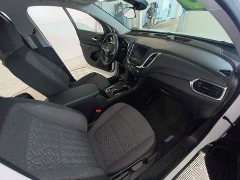Used 2023 Chevrolet Equinox LT FWD image 42