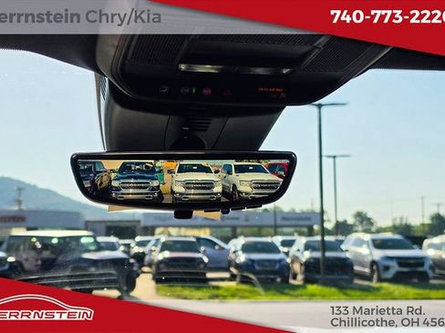 Used 2026 GMC Acadia AT4 w/ LPO, Floor Liner Package AWD/4WD image 11
