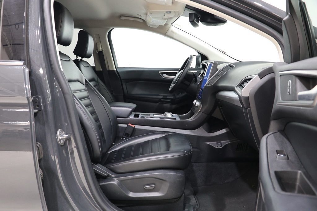 Used 2021 Ford Edge SEL FWD image 35