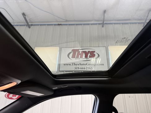 Used 2025 Dodge Durango R/T AWD/4WD image 25