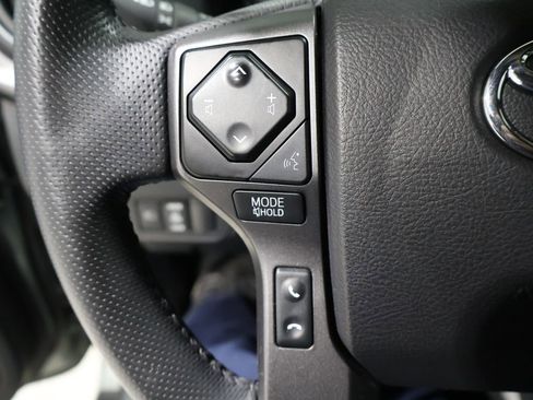 Certified 2022 Toyota Tacoma TRD Sport image 33