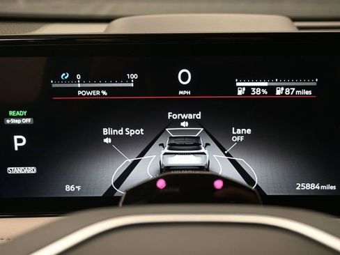 Used 2023 Nissan Ariya FWD image 13