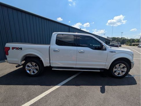 Used 2019 Ford F150 Lariat w/ Equipment Group 502A Luxury AWD/4WD image 4