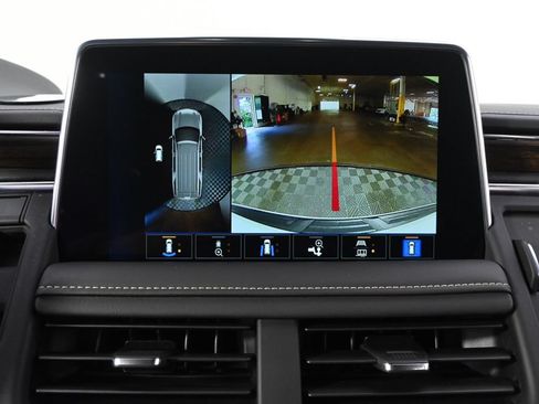 Used 2023 Chevrolet Tahoe Premier AWD/4WD image 31