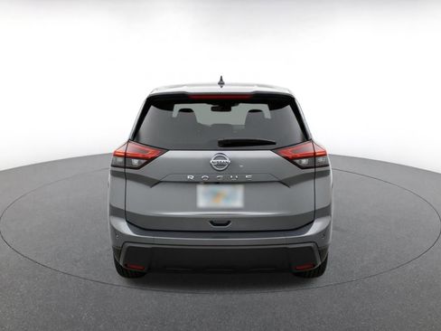 Used 2025 Nissan Rogue SV FWD image 8