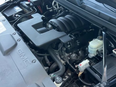 Used 2019 GMC Yukon Denali w/ Denali Ultimate Package AWD/4WD image 29