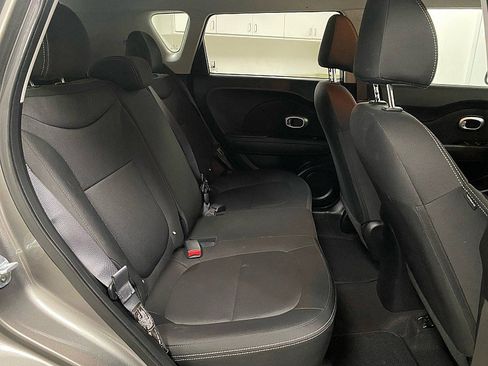 Used 2019 Kia Soul image 13