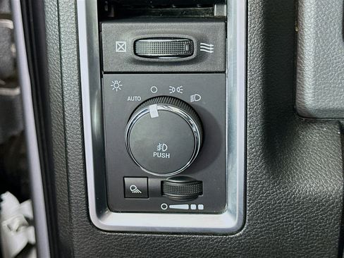 Used 2017 RAM 1500 Big Horn image 16