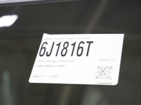 Used 2018 Chevrolet Traverse Premier image 31