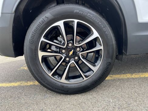 Used 2025 Chevrolet TrailBlazer LT image 29