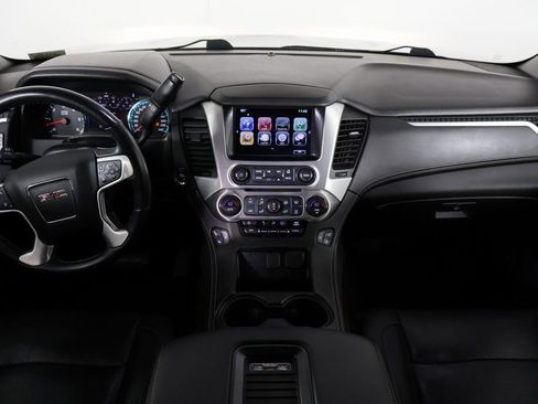 Used 2017 GMC Yukon XL SLT w/ Open Road Package image 8