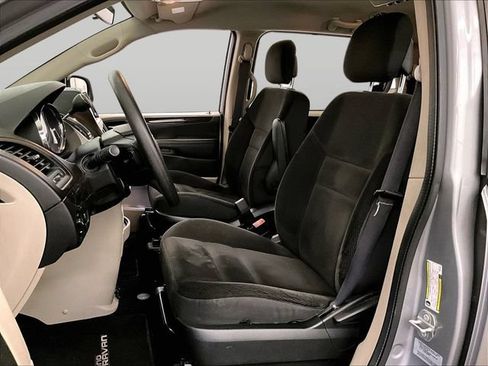 Used 2017 Dodge Grand Caravan SE w/ Power Window Group FWD image 25