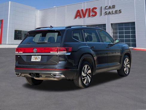 Used 2024 Volkswagen Atlas SE image 6