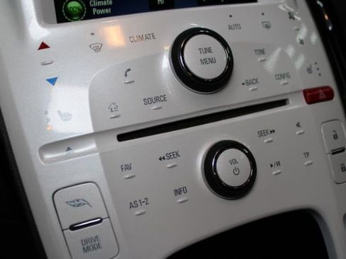 Used 2013 Chevrolet Volt w/ Comfort Package image 15