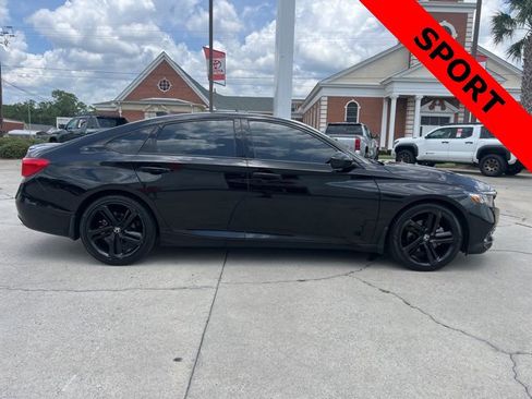 Used 2020 Honda Accord Sport image 4