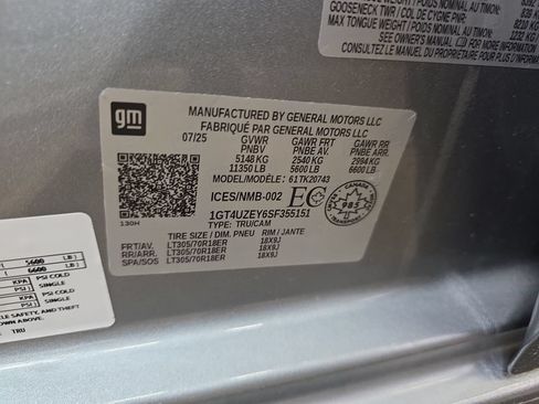 Used 2025 GMC Sierra 2500 AT4X AWD/4WD image 33
