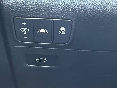 Used 2023 Kia K5 LXS image 21