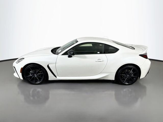 Used 2025 Toyota GR86 Premium w/ ALL Weather Mat Package (TMS) RWD image 4