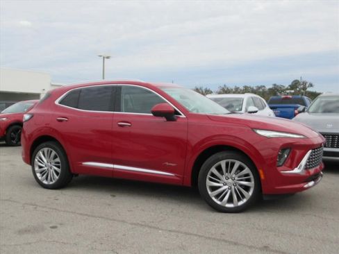 New 2026 Buick Envision Avenir image 2