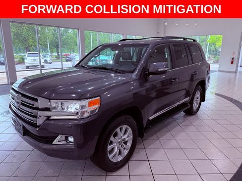 Used 2019 Toyota Land Cruiser AWD/4WD image 3