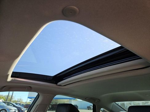 Used 2022 Honda Accord Touring image 30