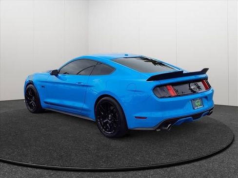 Used 2017 Ford Mustang GT Premium w/ Equipment Group 401A image 3