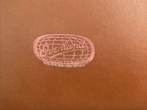 Used 2011 Jeep Grand Cherokee Overland Summit image 18