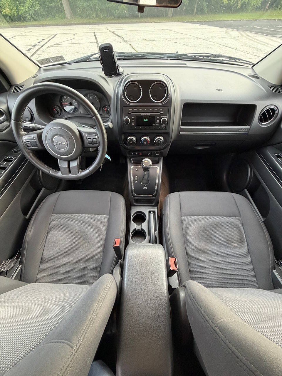 Used 2013 Jeep Compass Latitude AWD/4WD image 20