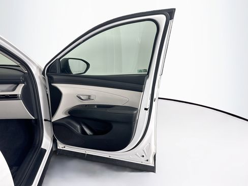 Used 2025 Hyundai Tucson SEL FWD image 31