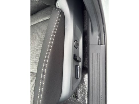 New 2026 Nissan Rogue SV image 15