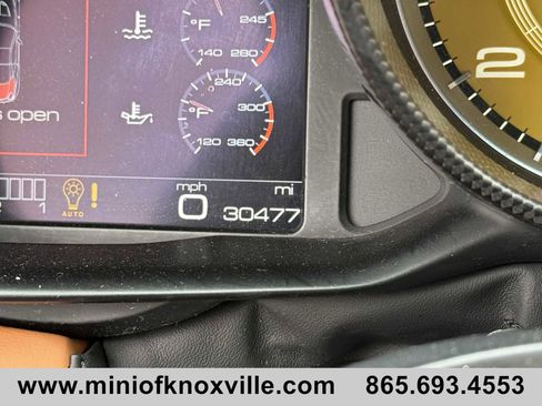 Used 2016 Ferrari California T image 32