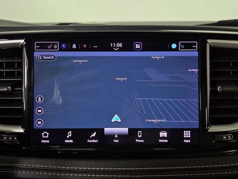 Used 2021 Chrysler Pacifica Touring-L FWD image 27