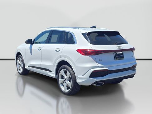 Certified 2025 Audi Q5 Premium Plus w/ Premium Plus AWD/4WD image 4