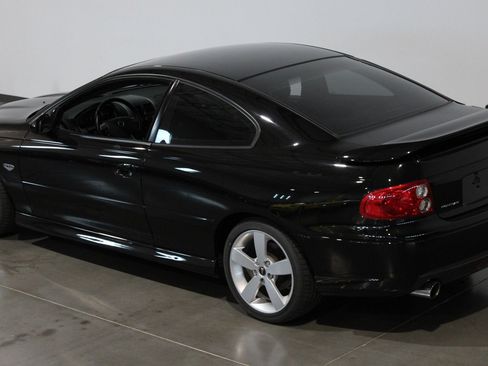 Used 2005 Pontiac GTO RWD image 18