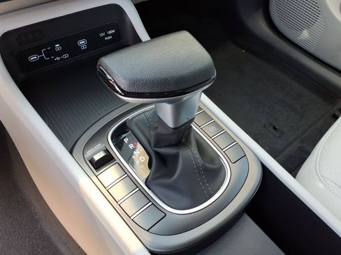 Used 2026 Hyundai Kona SE FWD image 22